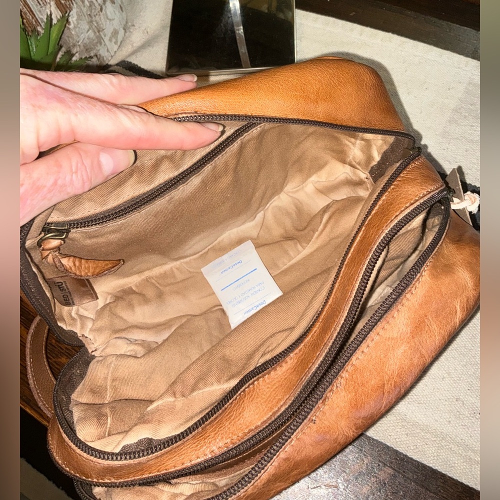 NWT Bed Stu Leather Kip Cosmetic Bag Dopp Kit Carryall Tan DD MSRP $345 - Picture 11 of 15